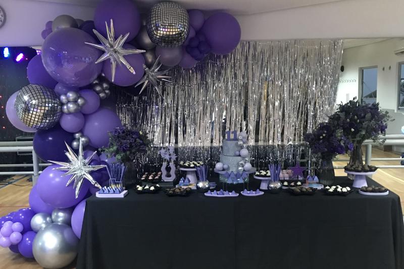 11 anos roxo e prata